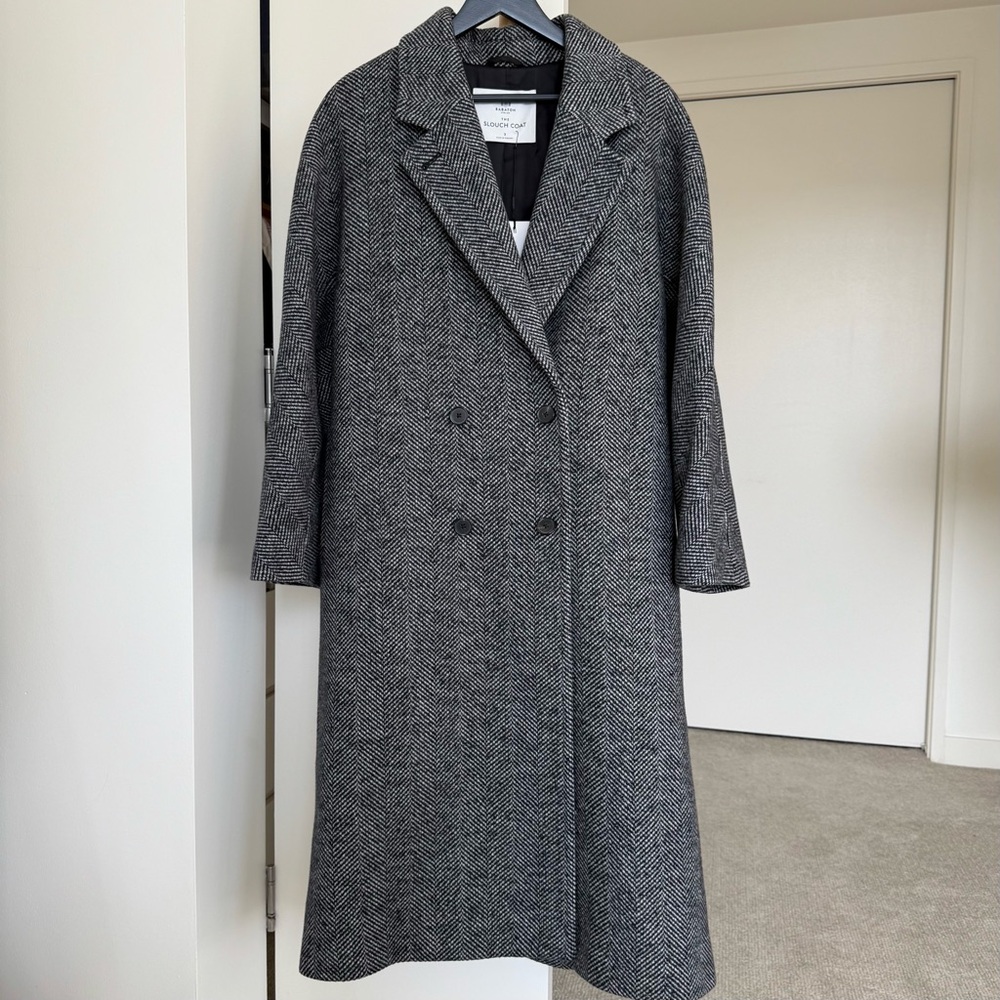 Aritzia & Babaton Atelier. Premium Quality. Size 3. The Slouch Herringbone Coat.